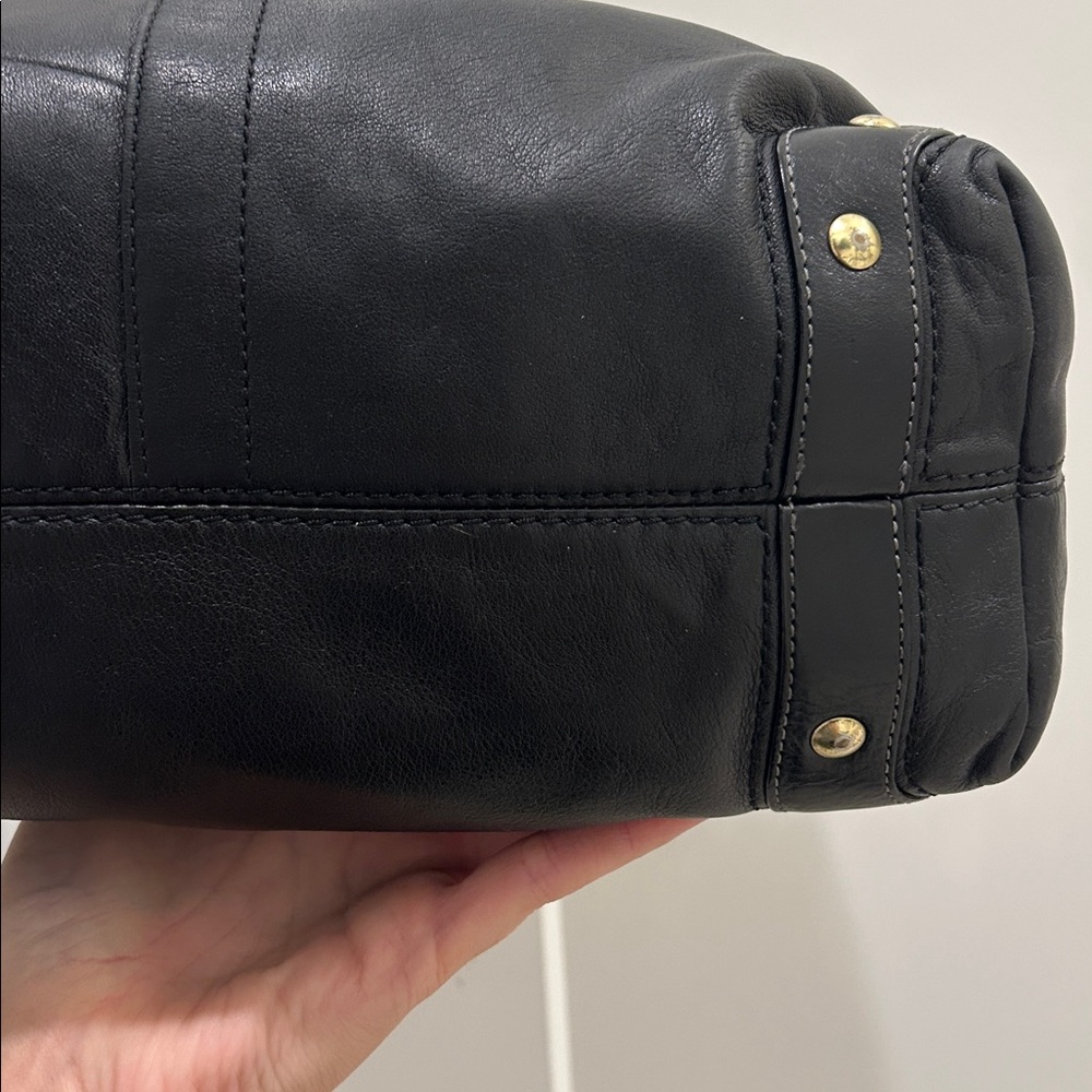 Coach Carly Hobo Bag in Black Leather with Gold Hardware & Turnlocks - Picture 12 of 17